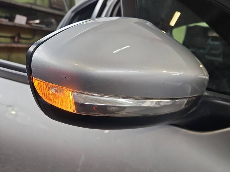 Дзеркало заднього виду праве Peugeot 208