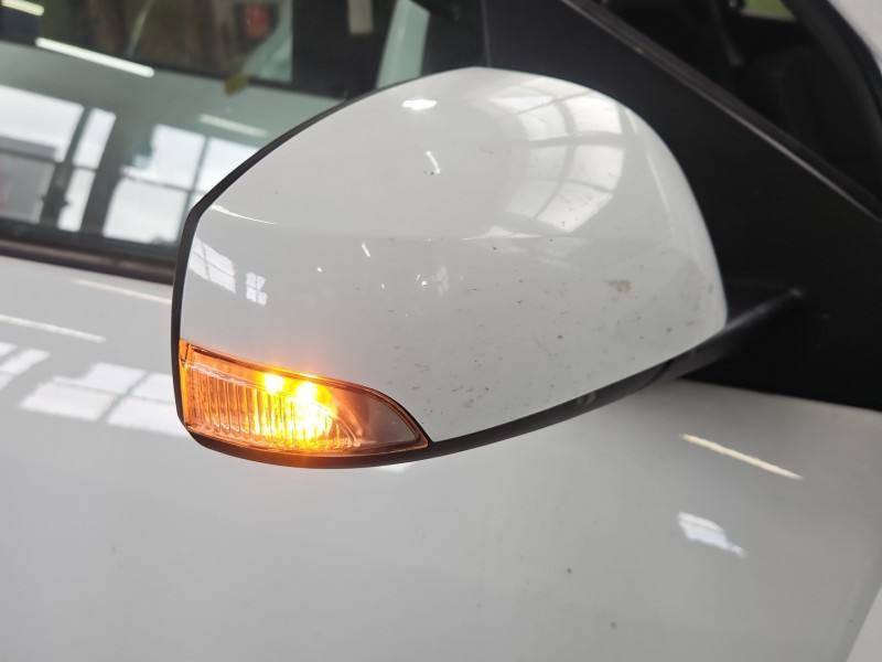 Дзеркало заднього виду праве Renault Megane 3