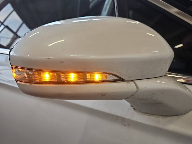 Дзеркало заднього виду праве Ford Fusion