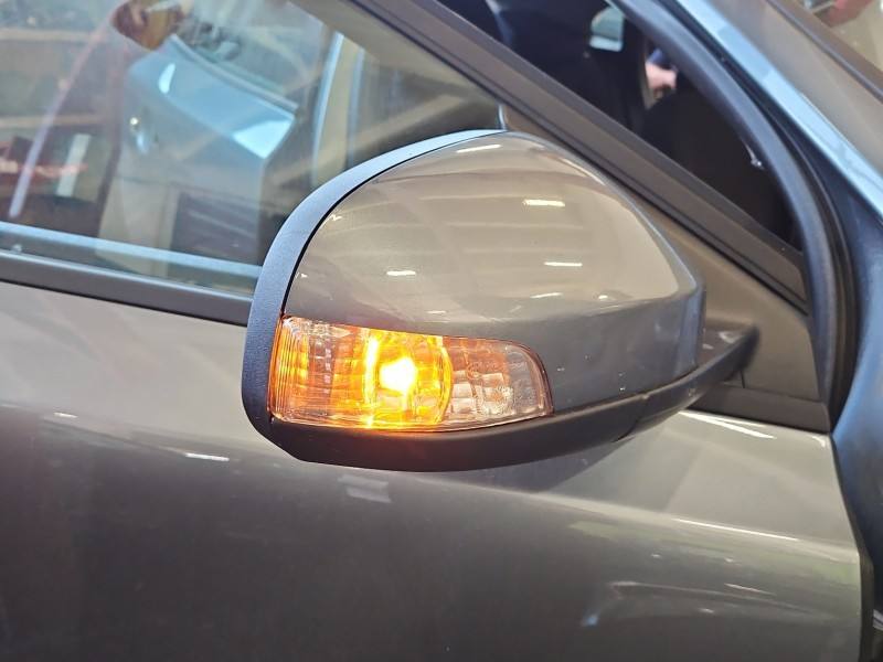 Дзеркало заднього виду праве Volvo V40 31278137
