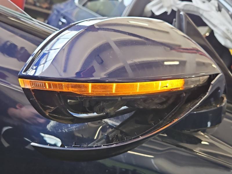 Дзеркало заднього виду праве Audi A7 4G