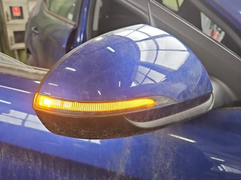 Дзеркало заднього виду праве Hyundai Elantra