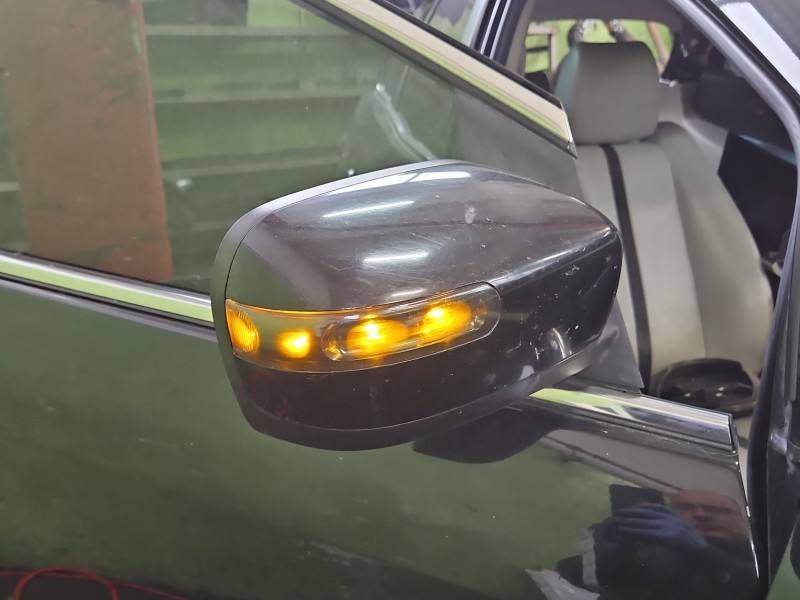 Дзеркало заднього виду праве Mazda CX-7