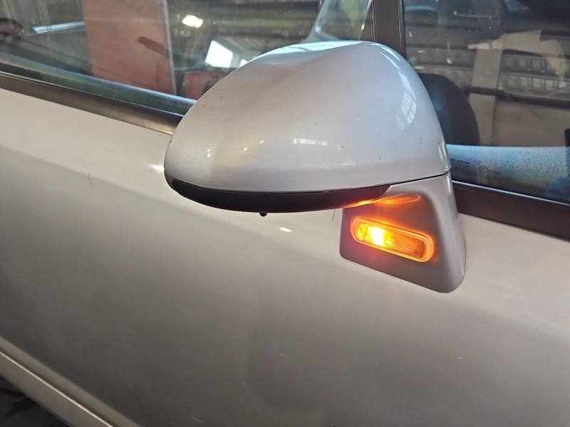 Дзеркало заднього виду праве Citroen C4