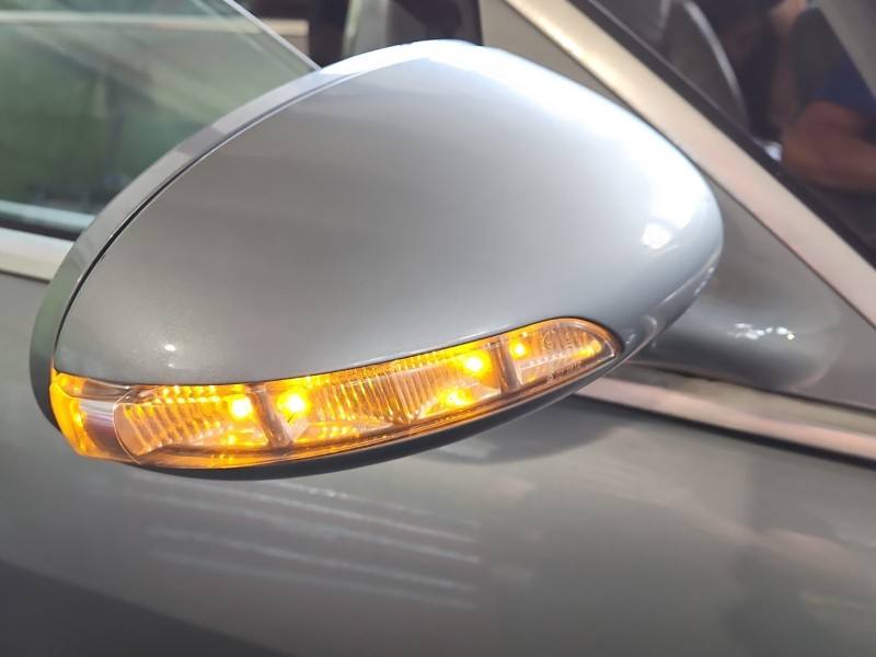 Дзеркало заднього виду праве Mercedes S W221