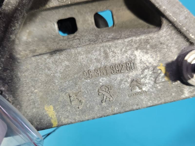 Трапеція двірників механізм склоочисника Peugeot 308 9835139280 — фото деталі 8