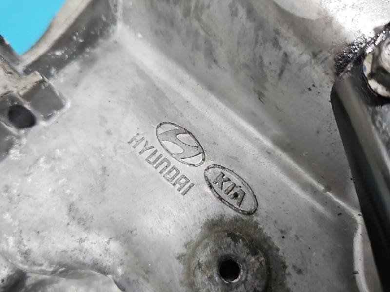 Масляный поддон двигателя Hyundai I40 — фото детали 3