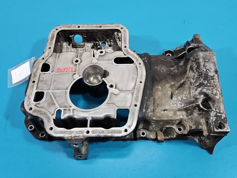 Масляний піддон двигуна Opel Meriva B