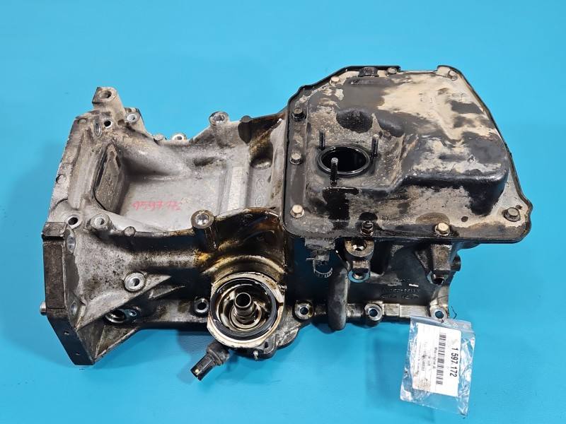 Масляний піддон двигуна Hyundai Ix35 21135-2B020
