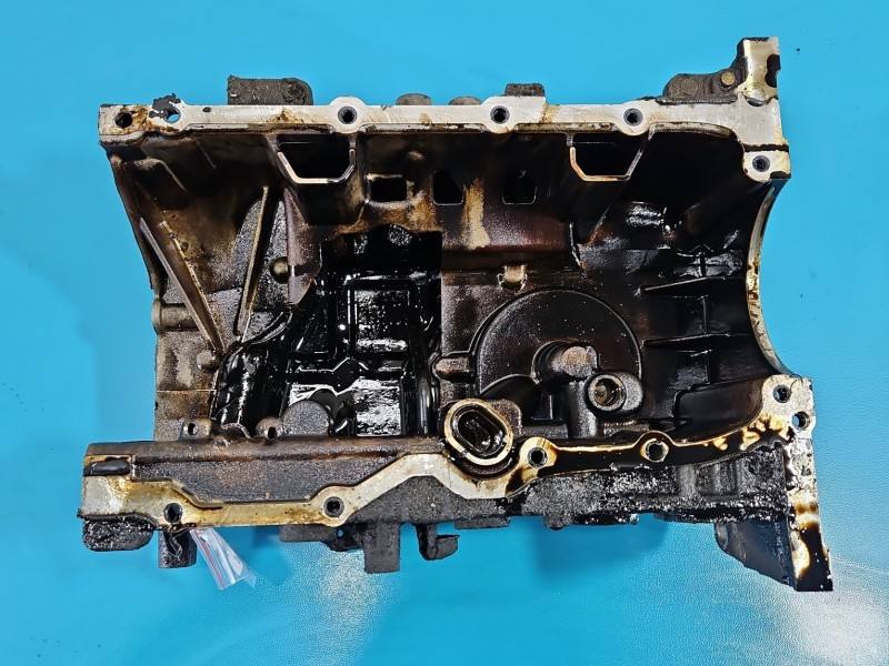 Масляний піддон двигуна Nissan Pulsar 111113203R-A — фото деталі 5
