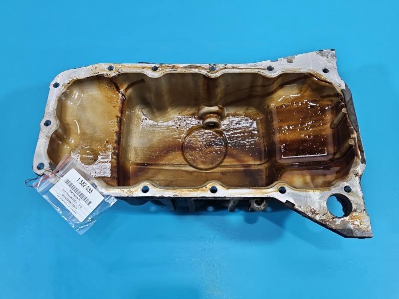 Масляный поддон двигателя Ford Focus 98MM6675 — фото детали 3