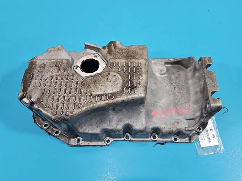 Масляный поддон двигателя Volkswagen Tiguan 03C103603AH