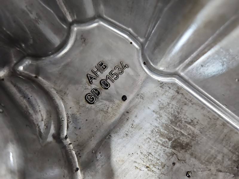 Масляний піддон двигуна Audi A4 B8 — фото деталі 3