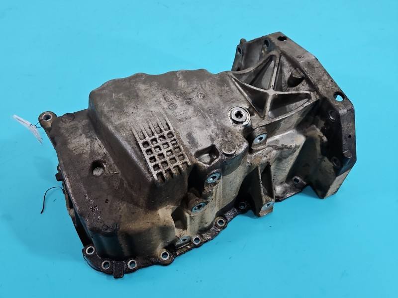 Масляный поддон двигателя Nissan Qashqai 8200318813