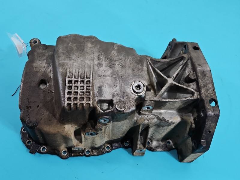 Масляный поддон двигателя Nissan Qashqai 8200318813 — фото детали 2