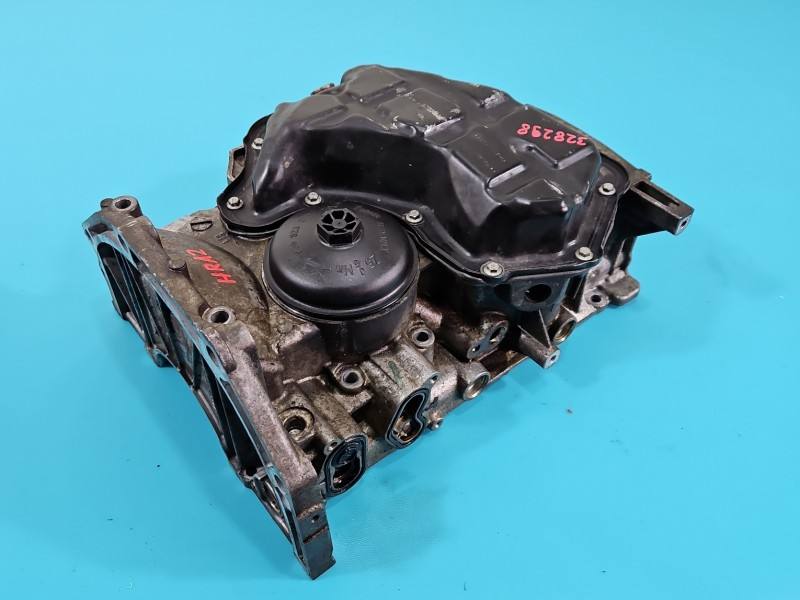 Масляний піддон двигуна Nissan Juke 110171000R