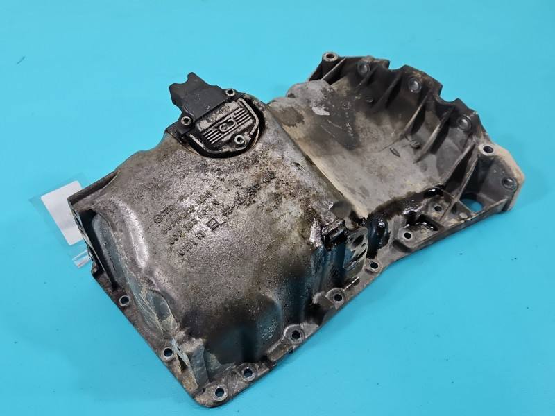 Масляний піддон двигуна Volkswagen Passat B5 06B103603N