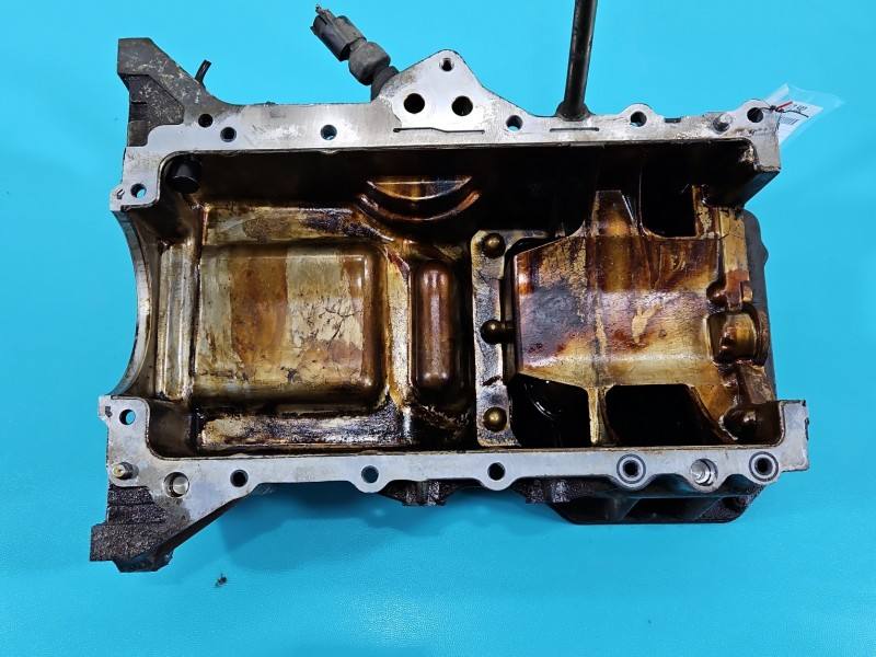 Масляний піддон двигуна Hyundai I30 21135-2B000 — фото деталі 6