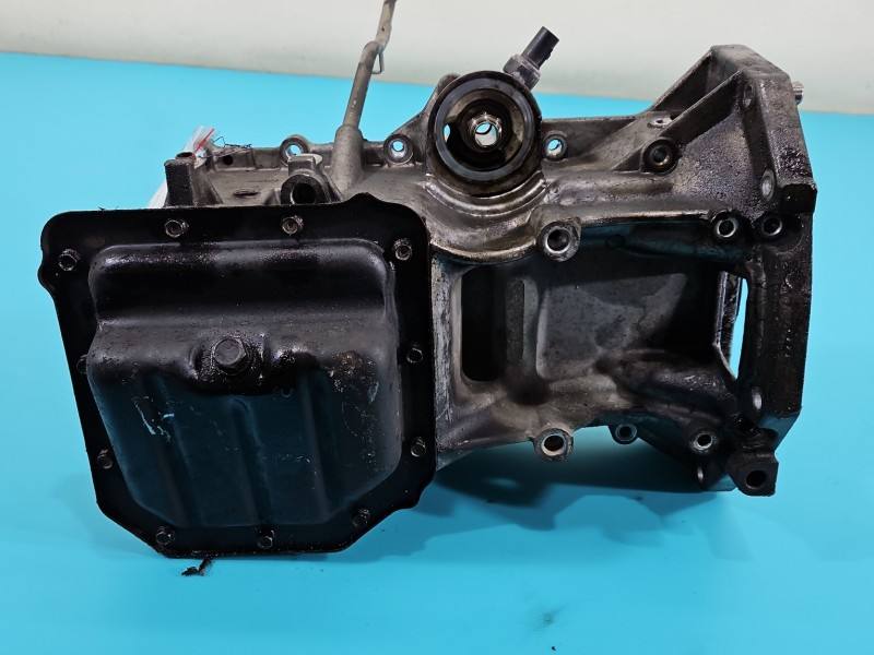 Масляний піддон двигуна Hyundai I30 21135-2B000 — фото деталі 8