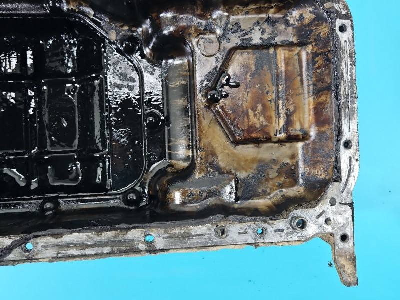 Масляний піддон двигуна Mitsubishi Pajero 4G93 — фото деталі 9