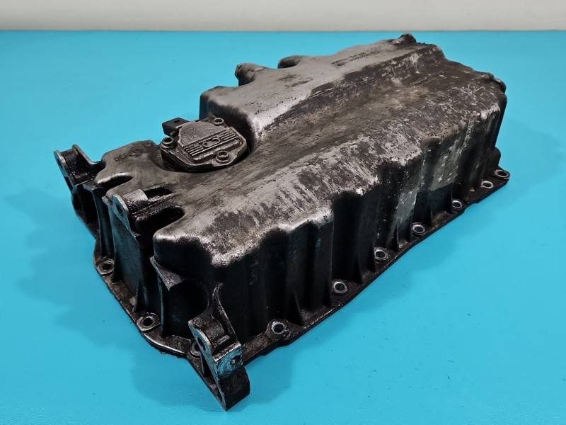 Масляний піддон двигуна Volkswagen Passat B6 1J0907660C