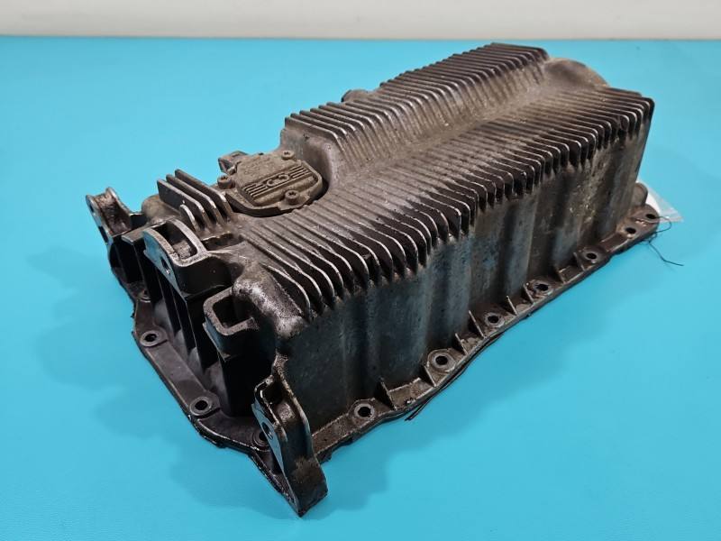 Масляний піддон двигуна Volkswagen Golf 5 06A103603AJ
