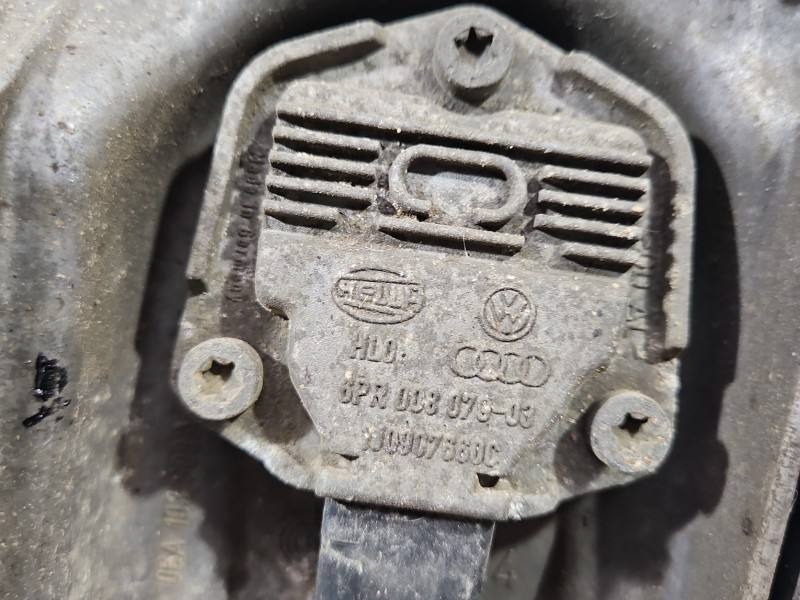 Масляний піддон двигуна Volkswagen Golf 5 06A103603AJ — фото деталі 8
