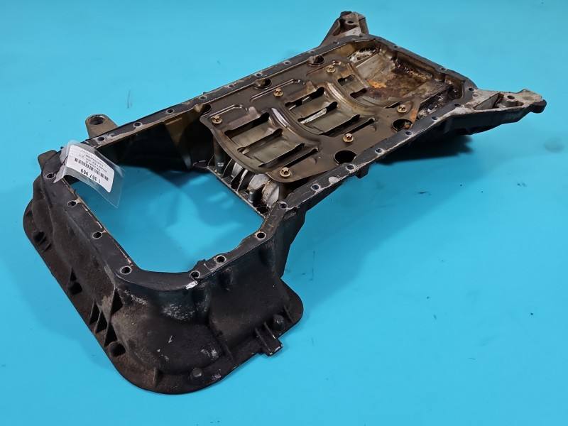 Масляний піддон двигуна Mercedes R W251 A1130140666