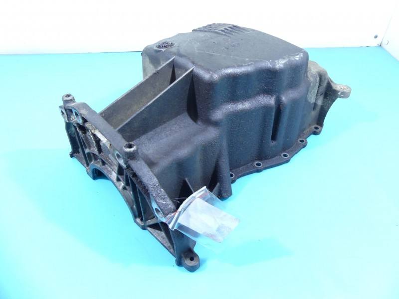 Масляний піддон двигуна Renault Kangoo 8200188389