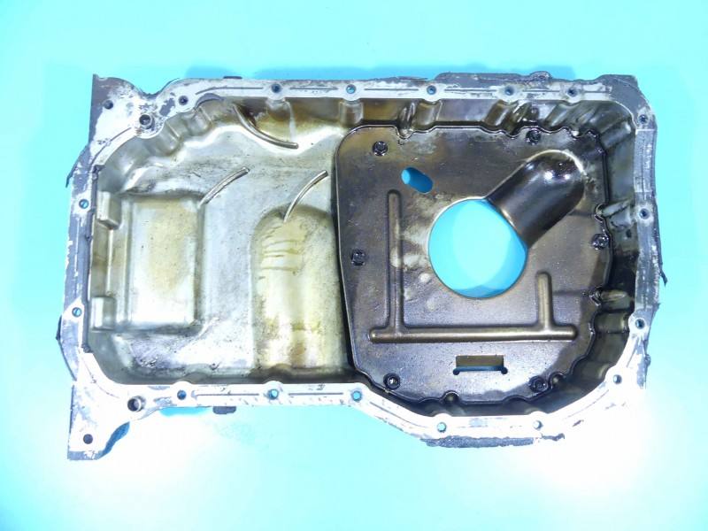 Масляний піддон двигуна Hyundai Santa Fe 21520-38053 — фото деталі 8