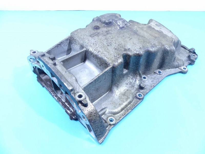 Масляний піддон двигуна Mazda 6 LF9410401
