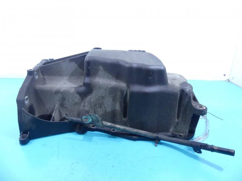 Масляный поддон двигателя Nissan Almera 8200188389 — фото детали 3