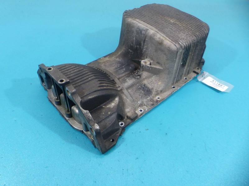 Масляный поддон двигателя Hyundai Elantra 21521-23603