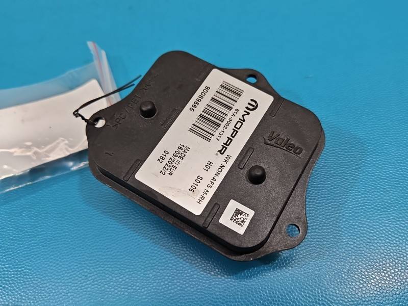 Блок розпалу ксенону Jeep Grand Cherokee 90089565