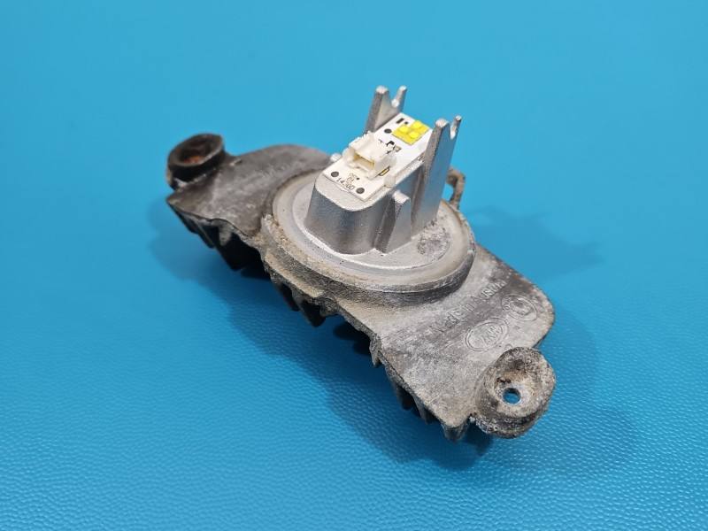 Блок розпалу ксенону BMW 3 F30 MDE415473