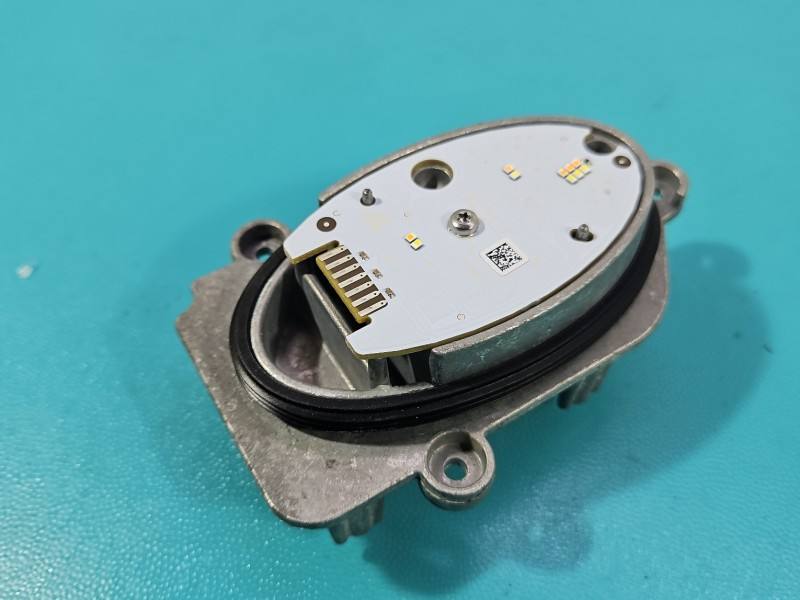 Блок розжига ксенона Opel Grandland IT51000653