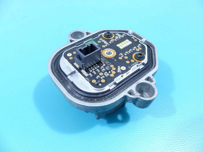 Блок розпалу ксенону Volvo S90 90098393