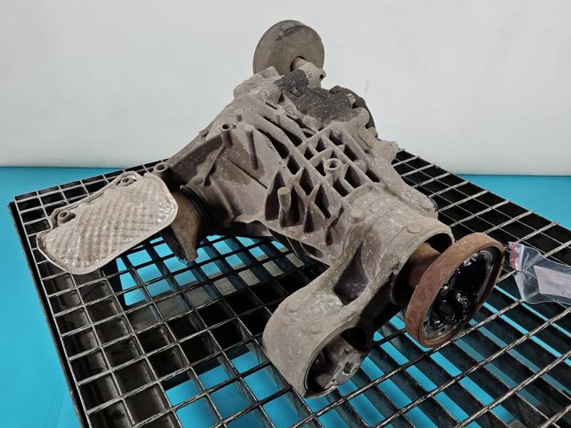 Редуктор Audi A4 B9 0DB500043G