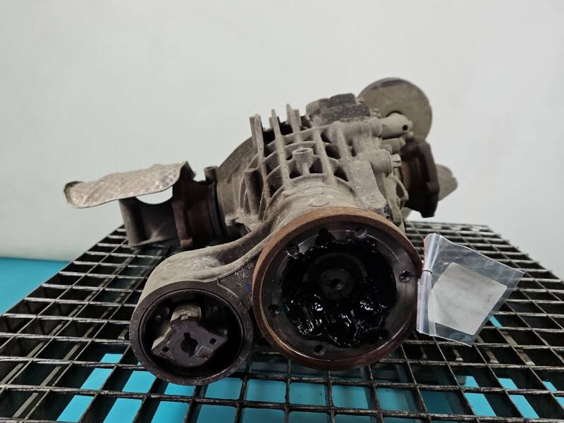 Редуктор Audi A4 B9 0DB500043G — фото деталі 2