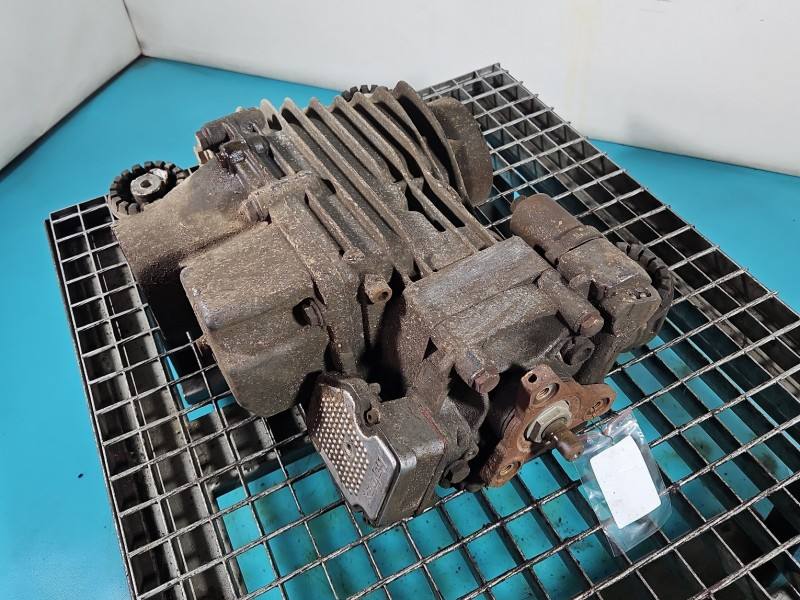 Редуктор Volkswagen Tiguan 0AY525010B