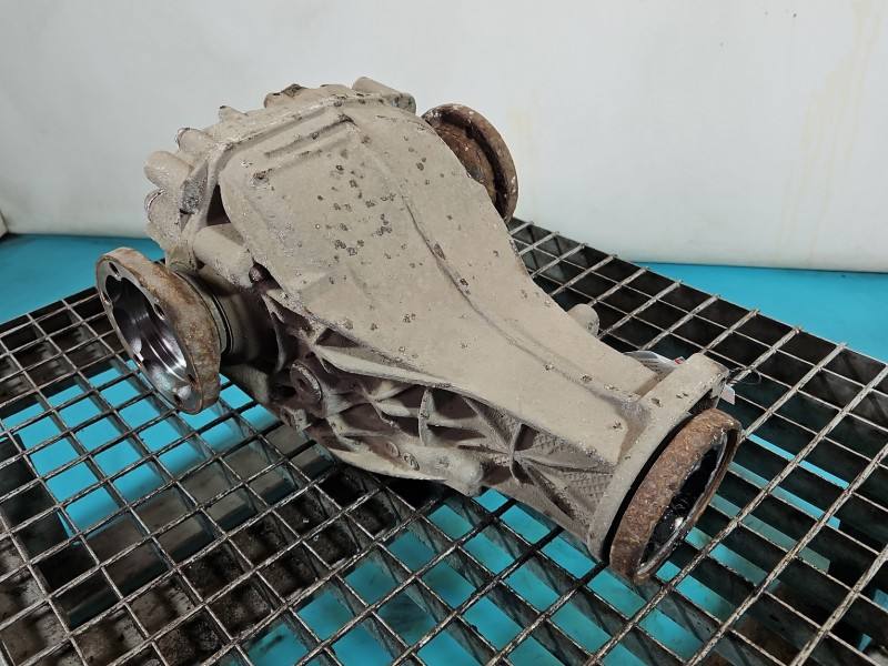 Редуктор Audi Q5 0AR525053D