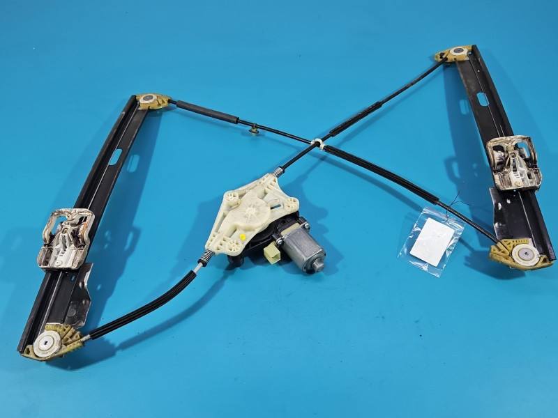 Склопідйомник передній лівий Seat Leon 5Q0959801B