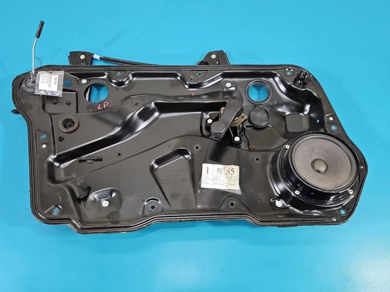 Склопідйомник передній лівий Volkswagen Golf 4 3B1837015A