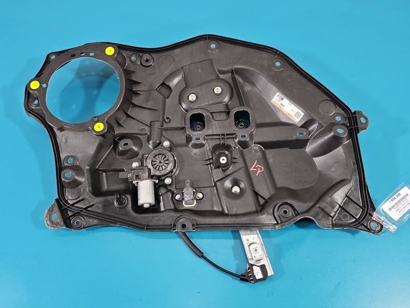 Склопідйомник передній лівий Mazda CX 3 DA6R5997X