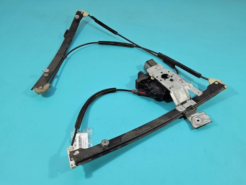 Склопідйомник передній лівий Volkswagen Polo 6N3959801D