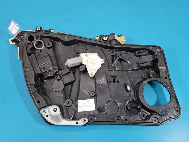 Склопідйомник передній лівий Mercedes CLA C118 A2047601534