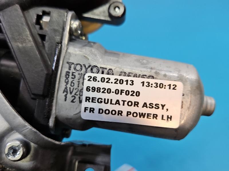Склопідйомник передній лівий Toyota Verso 69820-0F020 — фото деталі 7
