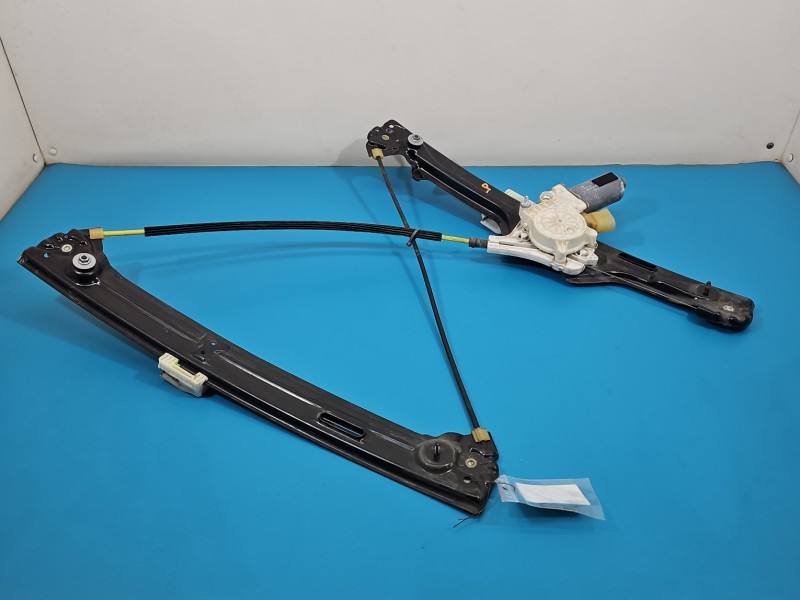 Склопідйомник передній лівий BMW X6 7267663