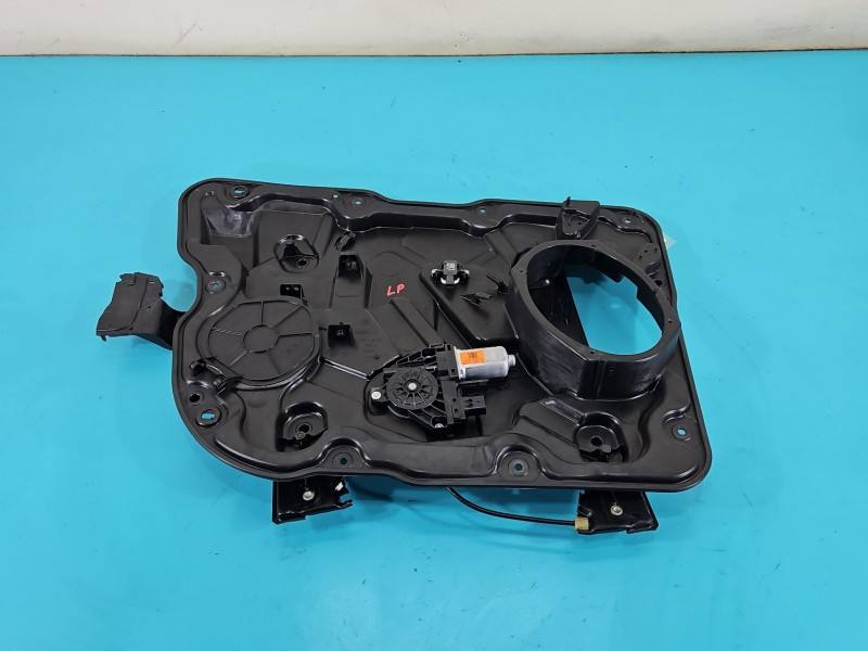 Склопідйомник передній лівий Jeep Grand Cherokee 68231063AA