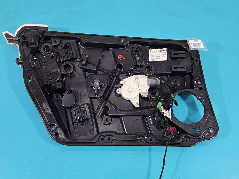 Склопідйомник передній лівий Mercedes GLA X156 A2469065100